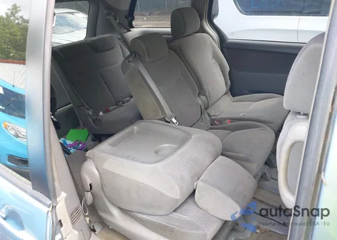 2006 Toyota Sienna Le z USA, uszkodzony, nr VIN 5TDZA23C66S411480